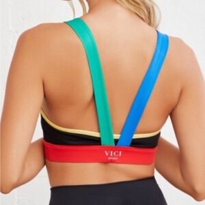 Vici Contrast Razorback Sports Bra